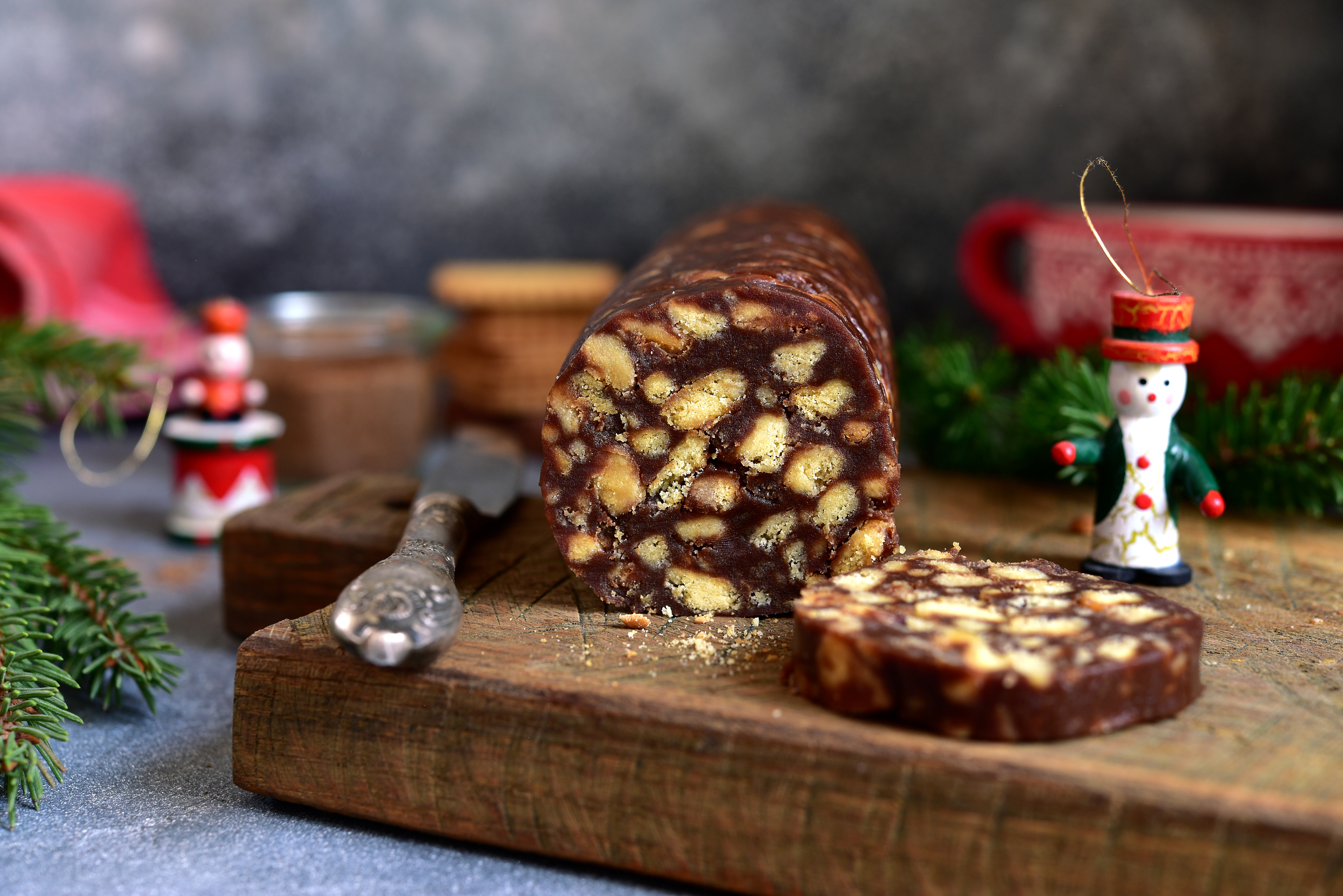 Traditional Italian Chocolate Salami Delight | MaMaBlip